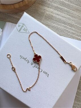 Van Cleef & Arpels Sweet Alhambra Bracelet 2023